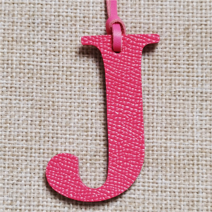 Letra en inglés H I J K L M N  - Monogram Keychain Leather reseña y precio